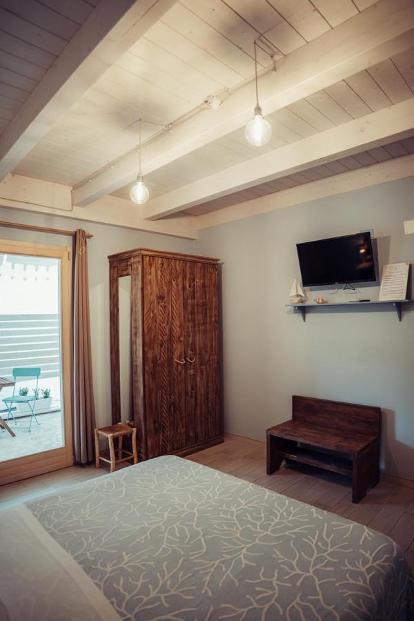 B&B Il Mare In Una Stanza Ortona Exterior foto